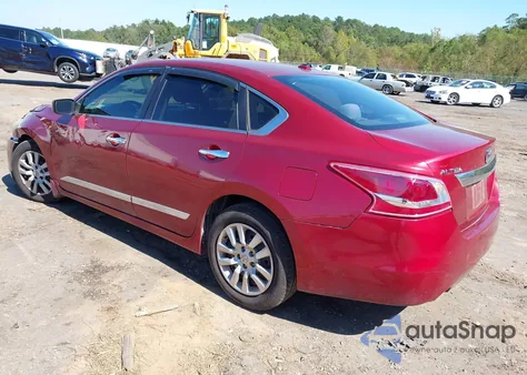 2015 Nissan Altima 2.5 S из США, поврежденный, VIN 1N4AL3AP2FC119948